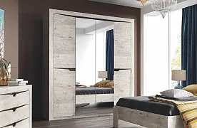 Шкафы четырехдверные Шкафы четырехдверные